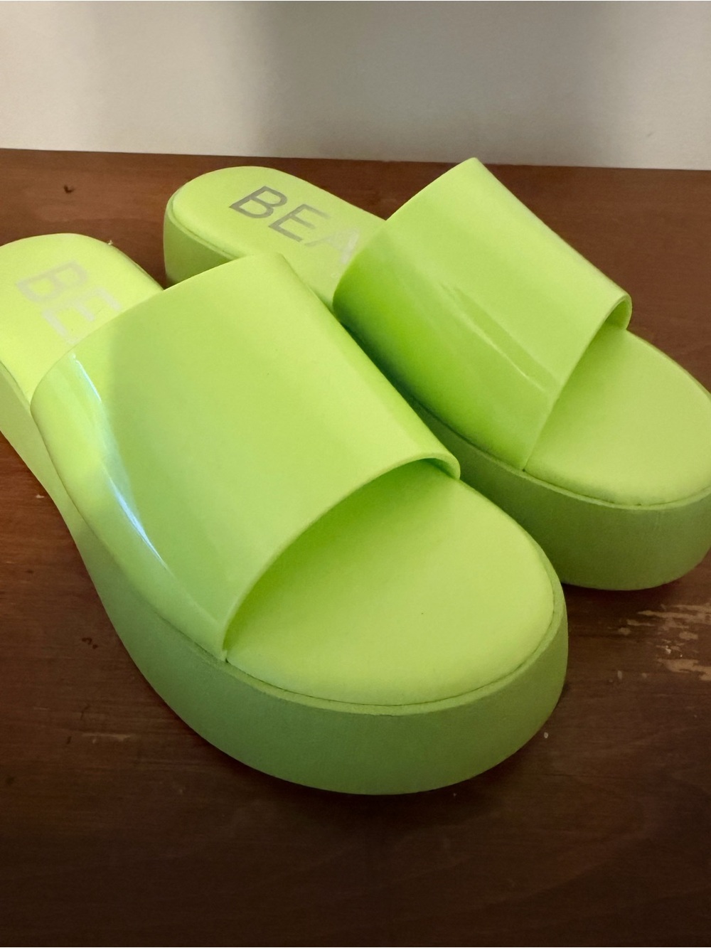 Matisse beach Neon Lime Platform Slide Sandals - Women
